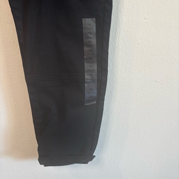 American Eagle Black Super Stretch Hi-Rise Jegging Crop- Size 14 Regular - Picture 4 of 9